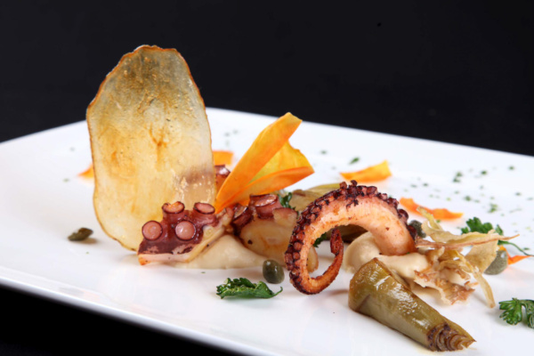 Octopus and artichokes